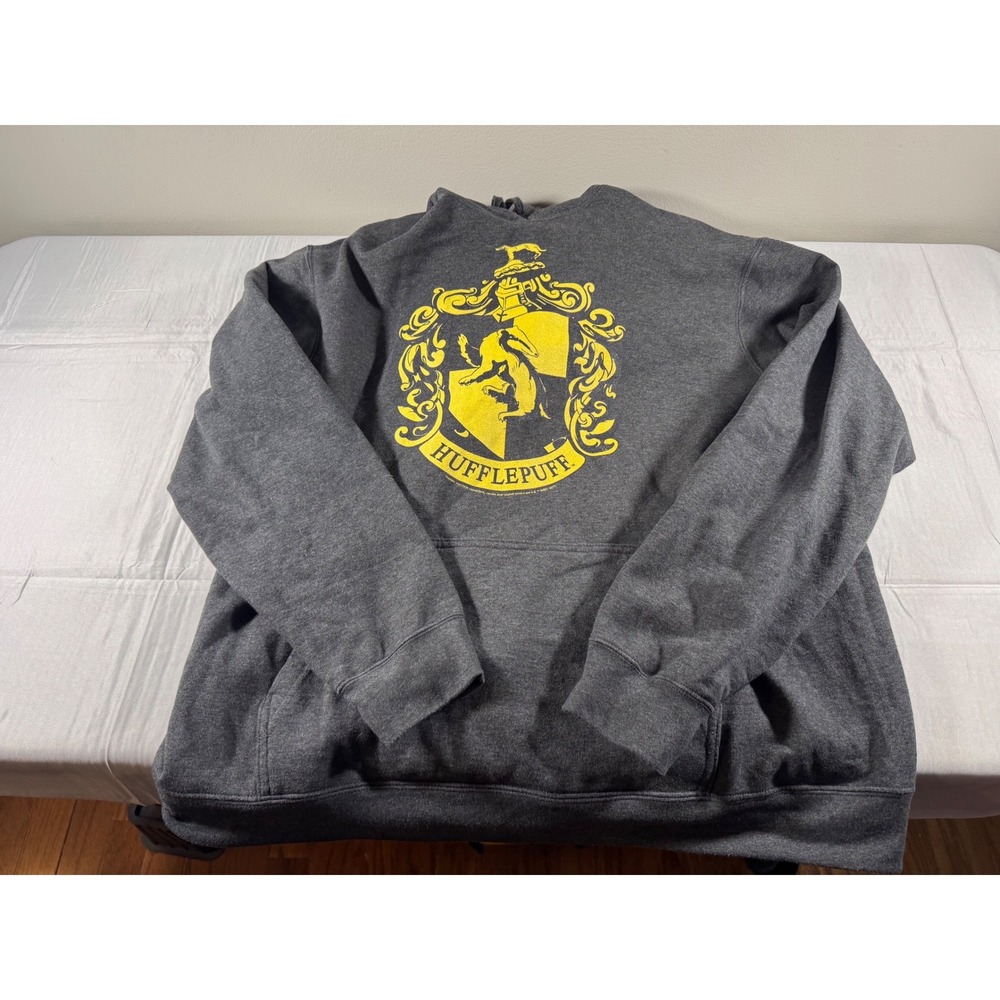 Port & Company Harry Potter Hufflepuff Crest Hoodie Gray Mens XL